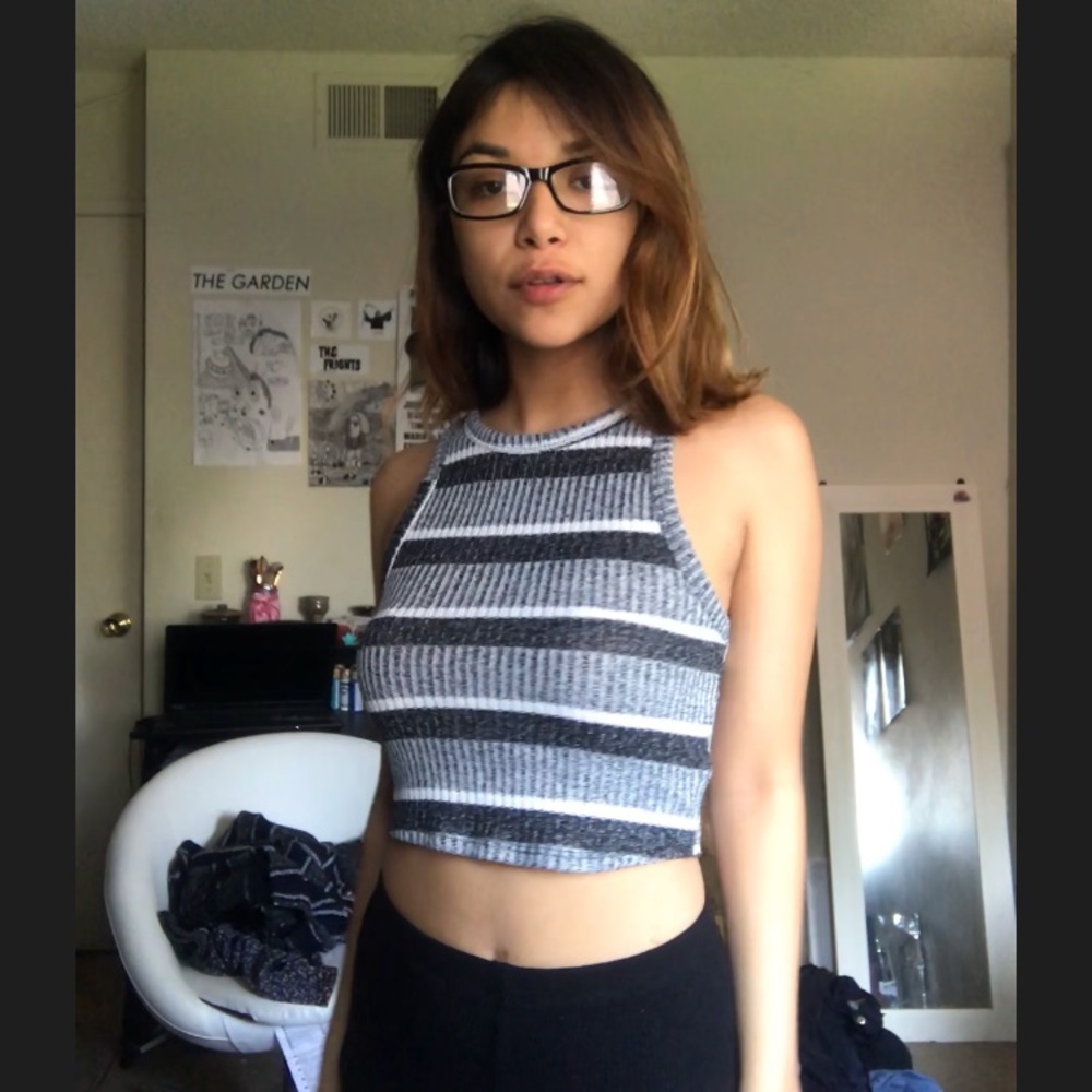 Cute lil top
